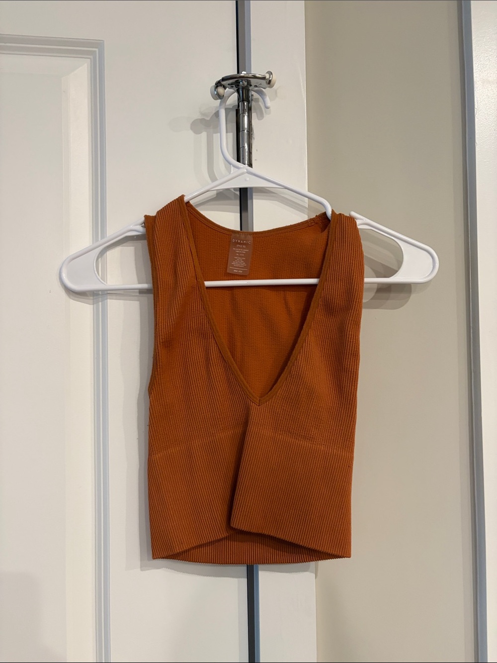 Ribbed V-Neck Cropped Tank Top - Rust Orange